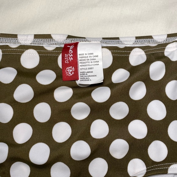 Guess two piece bathing suit - Picture 11 of 11